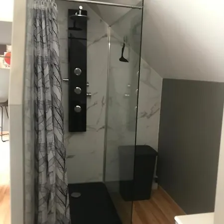 Chez Chris * 올롱생테마리