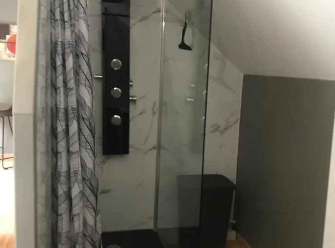 Chez Chris * 欧洛圣马里